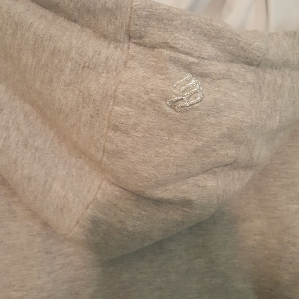Grey Rocawear sweater - Picture 3 of 4
